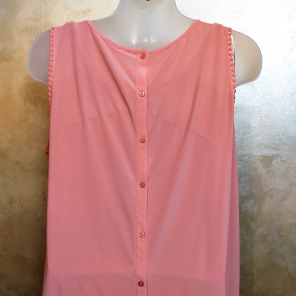 Soft Ruffle Trim Top NWT 2X - Picture 3 of 6